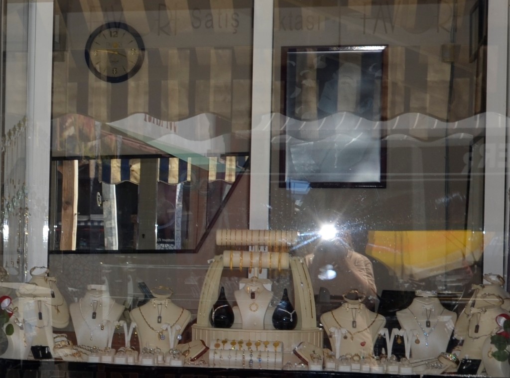 Avşa Adası’nda Kuyumcu